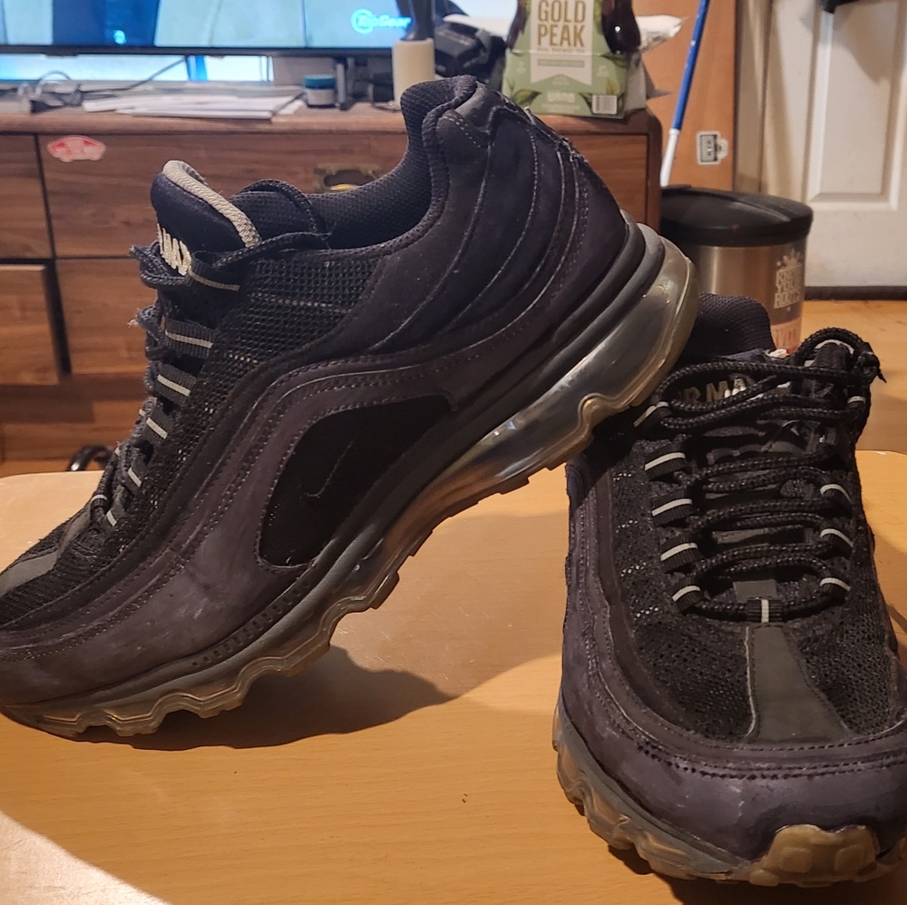 Nike air max